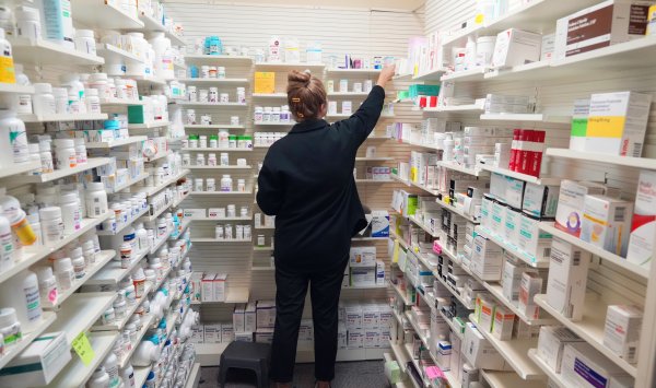 США объявили о 100% обязанностях на запатентованные лекарства