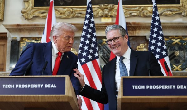 С лестью Трампу Британия удалось предотвратить возможные ловушки