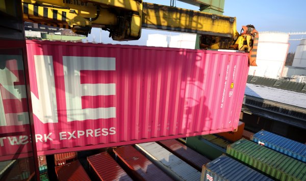 Переговоры между США и Китаем вступают в их второй день