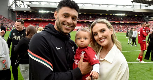 После нескольких абортов Перри Эдвардс из Little Mix беременна
