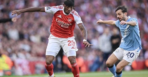 Арсенал шокирован Ман -Сити в дополнительное время