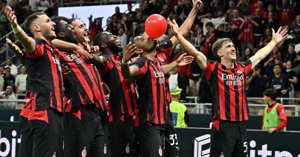 Milan Cut of San Siro — 3-0 против Lecce