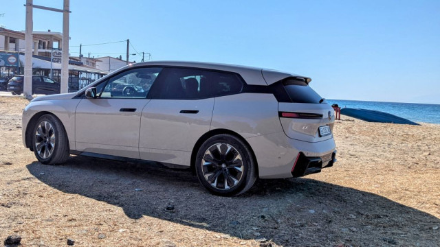 BMW IX XDRIVE60, 2025