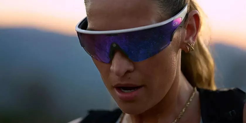Для тех, кто живет в движении: Smart Oakley Meta Vanguard Smart Ok.