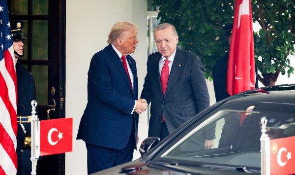 Турецкие рынки тщательно контролируют встречу Трампа с Эрдоганом