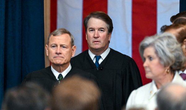 Есть серьезные трещины в логике консервативного «расового далтонизма»