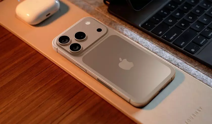 Rainbow из Кореи подтвердила, что Apple оснащена iPhone 17 Pro и Pro Max 8-кратным оптическим телефонами.