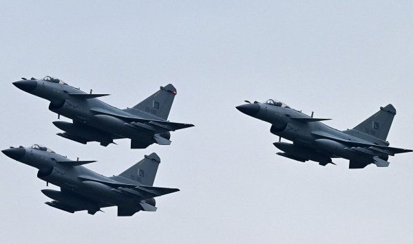 Почему российские провокации ставят НАТО перед стратегической дилеммой