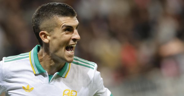 Защитники привели Рому, чтобы победить в Лиге Европы