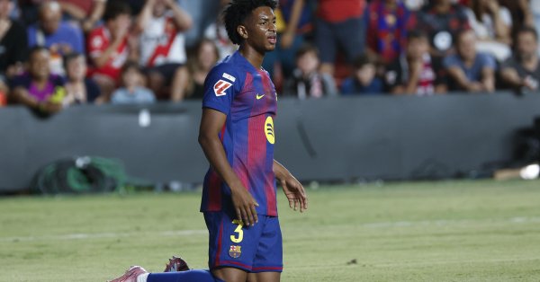 Защитник Barca «сломался» на тренировке