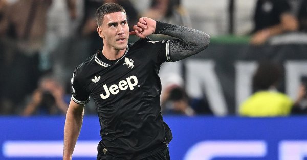 Ювентус продает Влачовича в январе