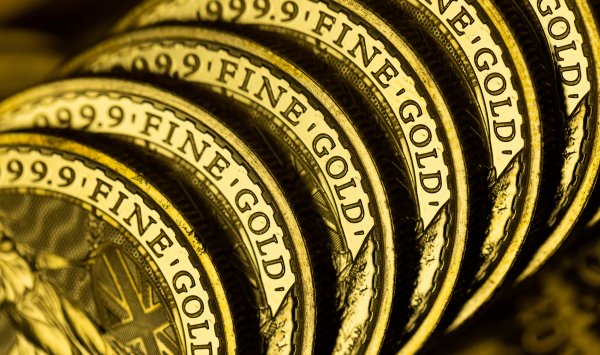 Золото и серебро растут — импульс растет, чтобы снизить процентные ставки в сентябре