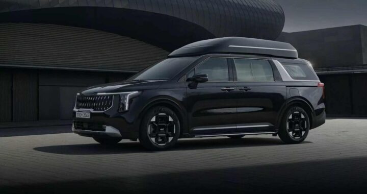 Kia показала роскошный минивэн за 46 000 долларов