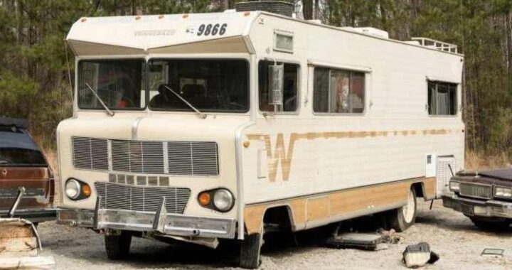 Культовый кемпер «живых мертвецов» продан