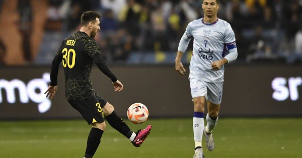 Игрок Уайлдера удивлен: Месси нокаутирует Роналду на ринге