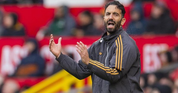 На траве: Аморим кланяется боссу «Юнайтед»