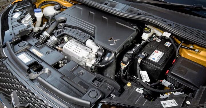 Компания Stellantis вновь представила в своих мастерских двигатель 1.2 PureTech.