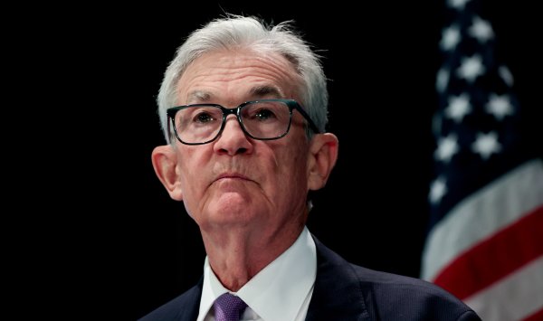 Пауэлл сигнализирует о новом снижении процентных ставок из-за слабого рынка труда