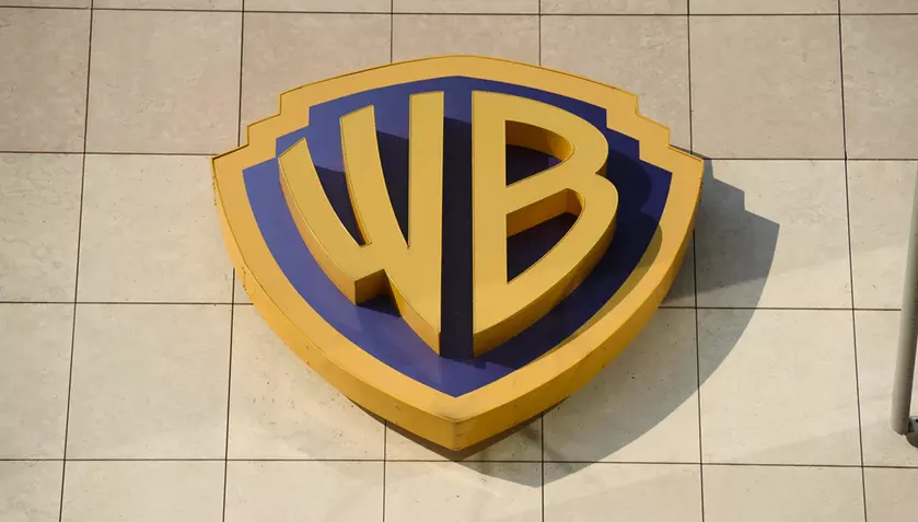 Битва гигантов: в покупке Warner Bros. Помимо Paramount, Discovery интересуются Apple, Netflix и Amazon