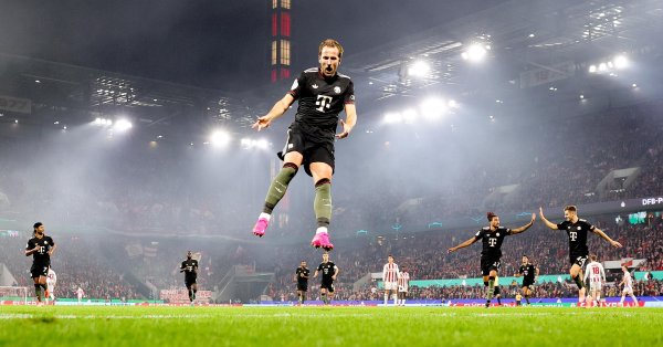 Компания после двух голов Кейна вчера вечером: Забил ли Харри?