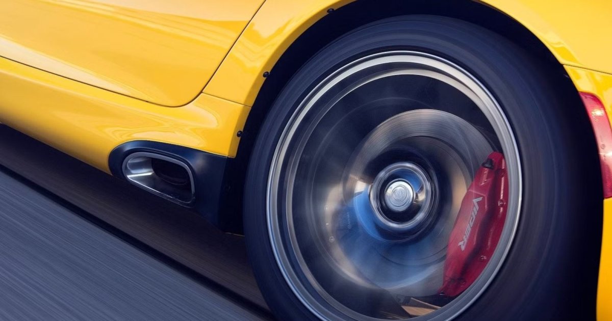 Ferrari могла бы скопировать особенность... Dodge Viper