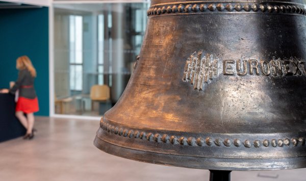 Разногласия по французским облигациям отражают путь Италии к стабильности рынка