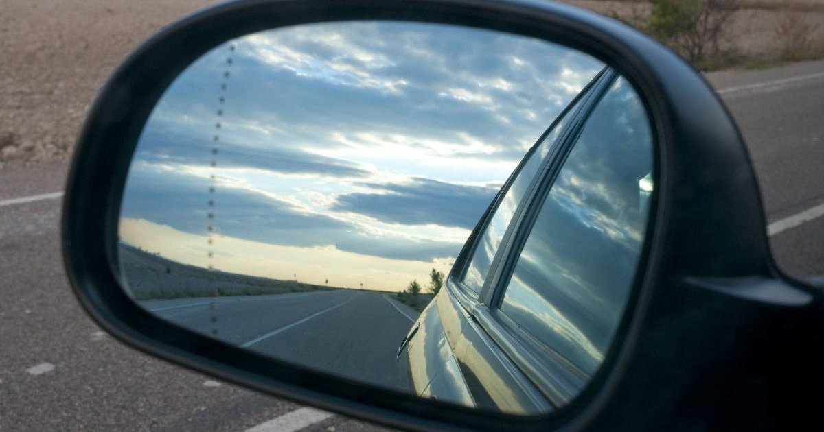 10 функций зеркала заднего вида, о которых вы, возможно, не знали
