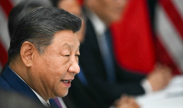 Си призвал к стабильным цепочкам поставок после перемирия с Трампом