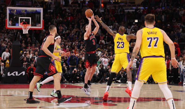 Нормальной американской семье нужно 179 лет, чтобы достичь зарплат НБА.