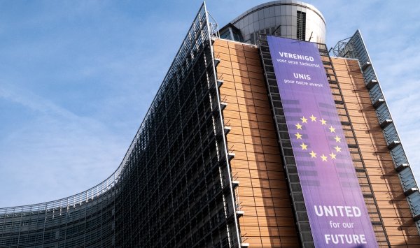 Законодатели ЕС резко сократят директивы ESG