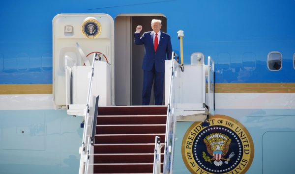 США и Китай достигли рамочного соглашения для встречи Трампа и Си Цзиньпина, заявил Бессент