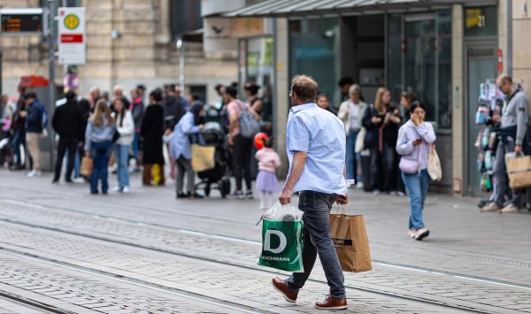 Инфляция в области евро ускоряется, поддерживая позицию ЕЦБ по процентным ставкам