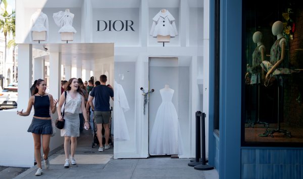 Восстанавливается ли сектор роскоши – LVMH дает повод для осторожного оптимизма