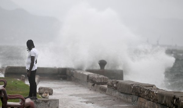 Ураган Мелисса, опустошивший Ямайку, Кубу и Гаити, направляется на Багамские острова.