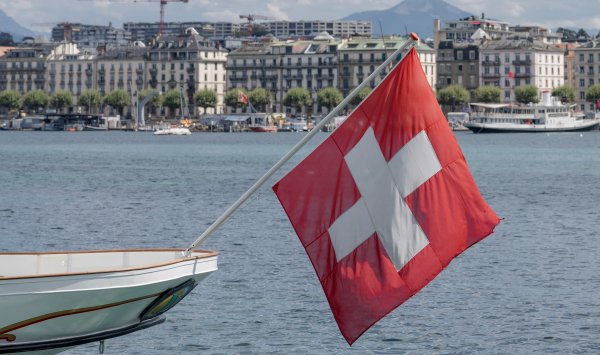 Швейцария слишком дружелюбна к Соединенным Штатам, говорят избиратели