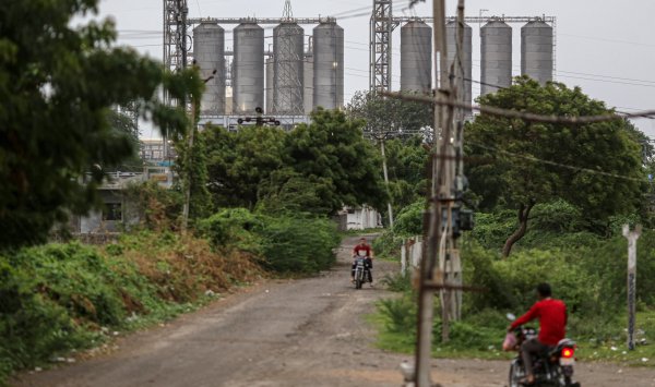 Санкции Трампа направлены на то, чтобы затянуть петлю вокруг нефтяных доходов России.