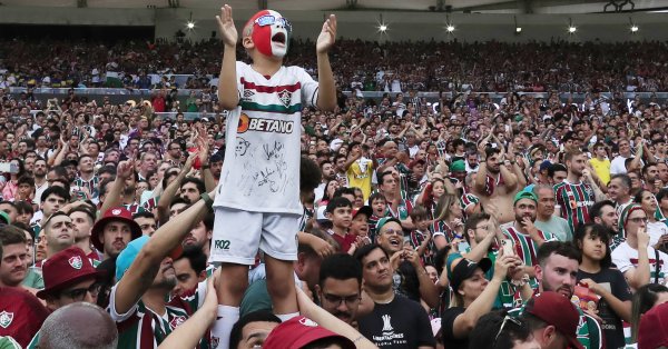 Невероятно: легендарная Маракана выставлена ​​на продажу