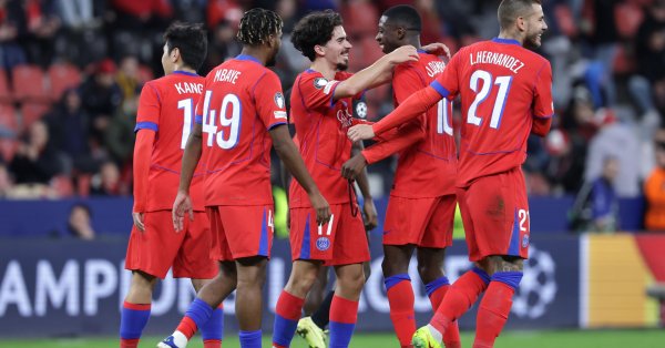 «ПСЖ» разгромил «Байер» в Леверкузене, забил 7 голов