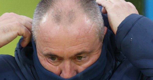 Мюррей Стоил тянет уши после большой победы в Турции