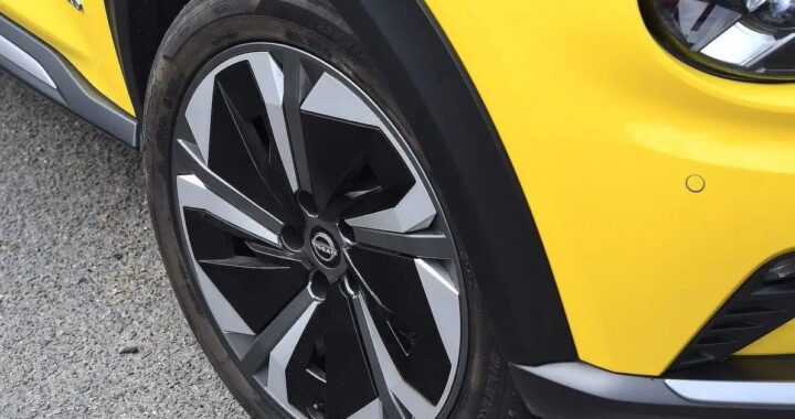 Британцы указали на самые ненадежные автомобили