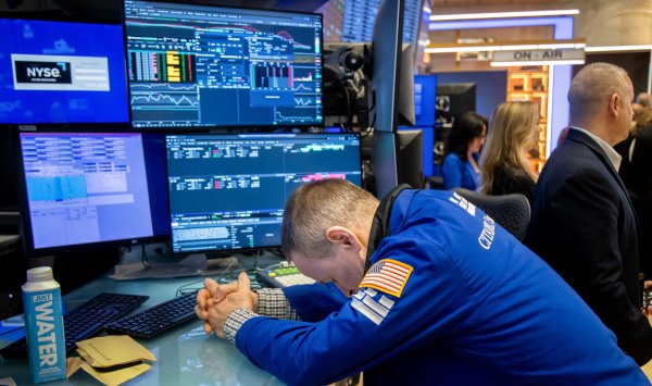 Переоценены ли акции США? Мы спросили экспертов