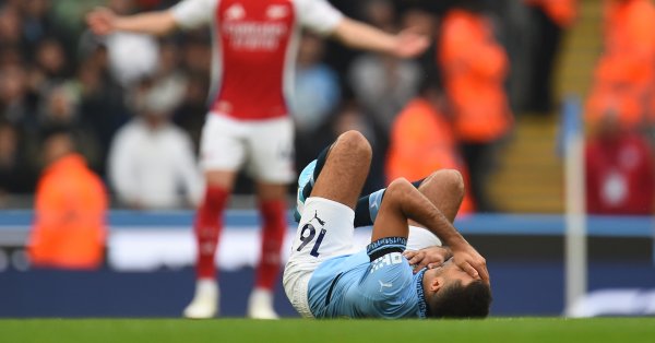 «Я не могу играть, мне очень больно». Карьера Родри под угрозой?