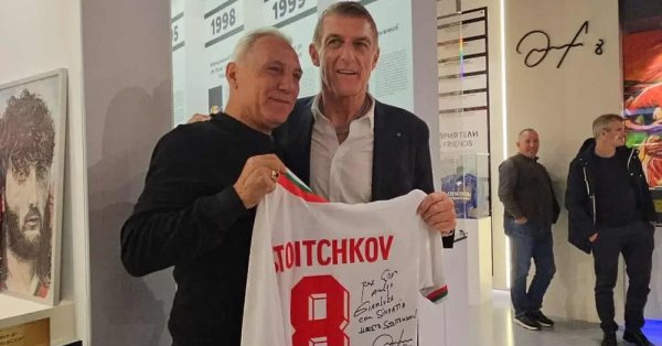 С Stoichkov признался: я очень ценю дружбу с Паликой