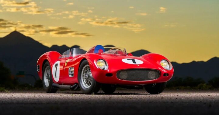 Старая реплика Ferrari продается дороже, чем новый суперкар