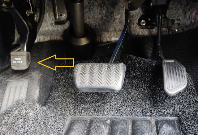 ручной тормоз, педаль, американский автомобиль