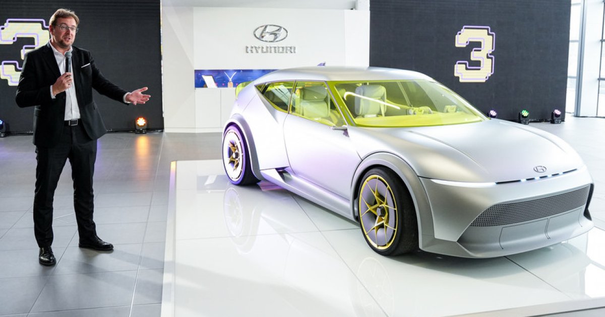 Глава Hyundai: будущее автомобиля решают клиенты, а не политики