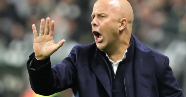 Арне Слотт упал после боя с «Реалом»