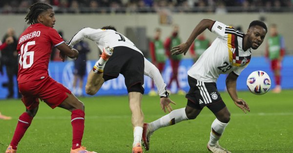 Германия должна вернуть долг Словакии