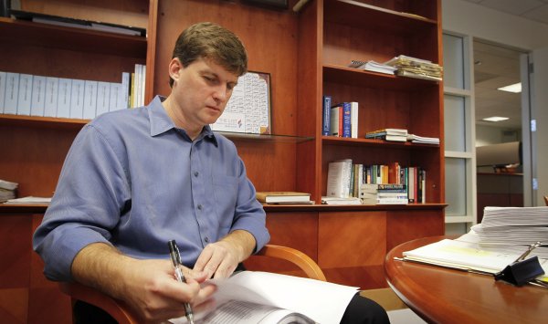 Майкл Берри закрыл свой фонд, но почему мы все так зациклены на этом?