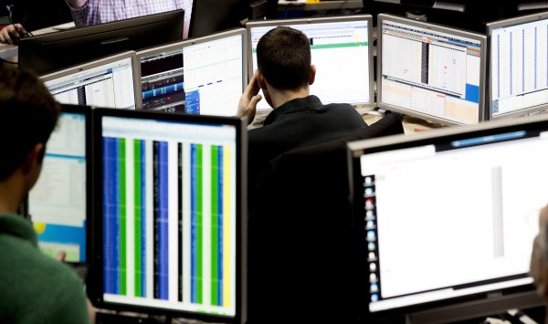 Эйфория искусственного интеллекта остывает: азиатские акции показали самую слабую неделю за последние месяцы